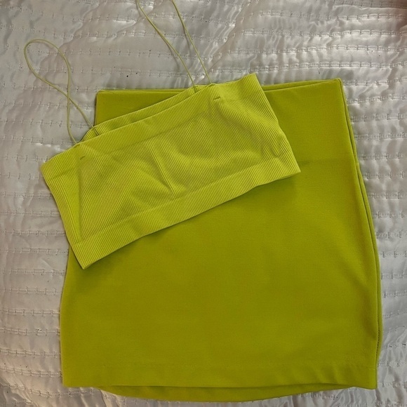 NEON Yellow Set - Picture 2 of 3